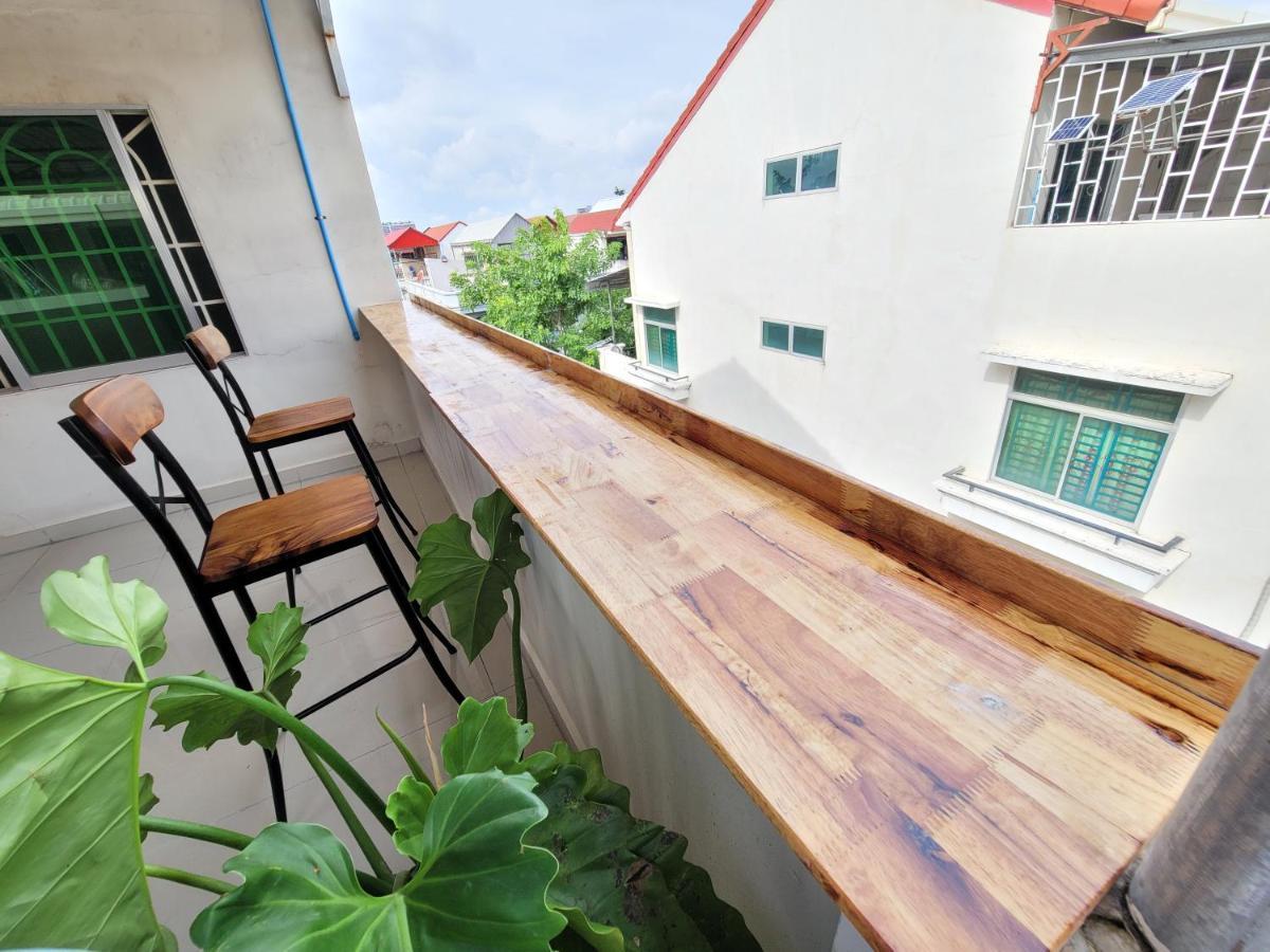 Hotel Yana House Phnom Penh Exterior foto
